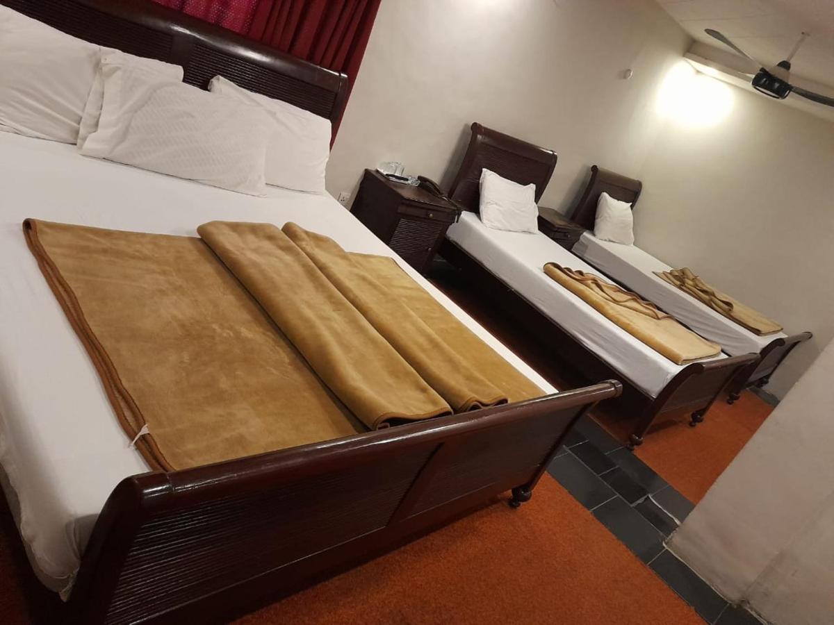 Hotel Burj Al Hateem Rawalpindi Esterno foto