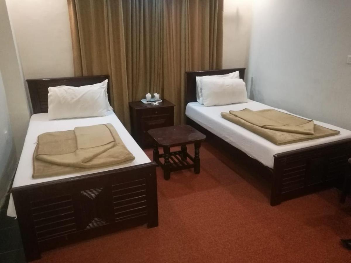 Hotel Burj Al Hateem Rawalpindi Esterno foto